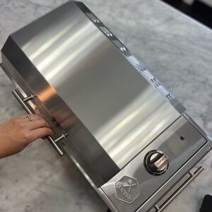 Kenyon City Grill Steel Indoor Grill plus Accessories LIKE NEW